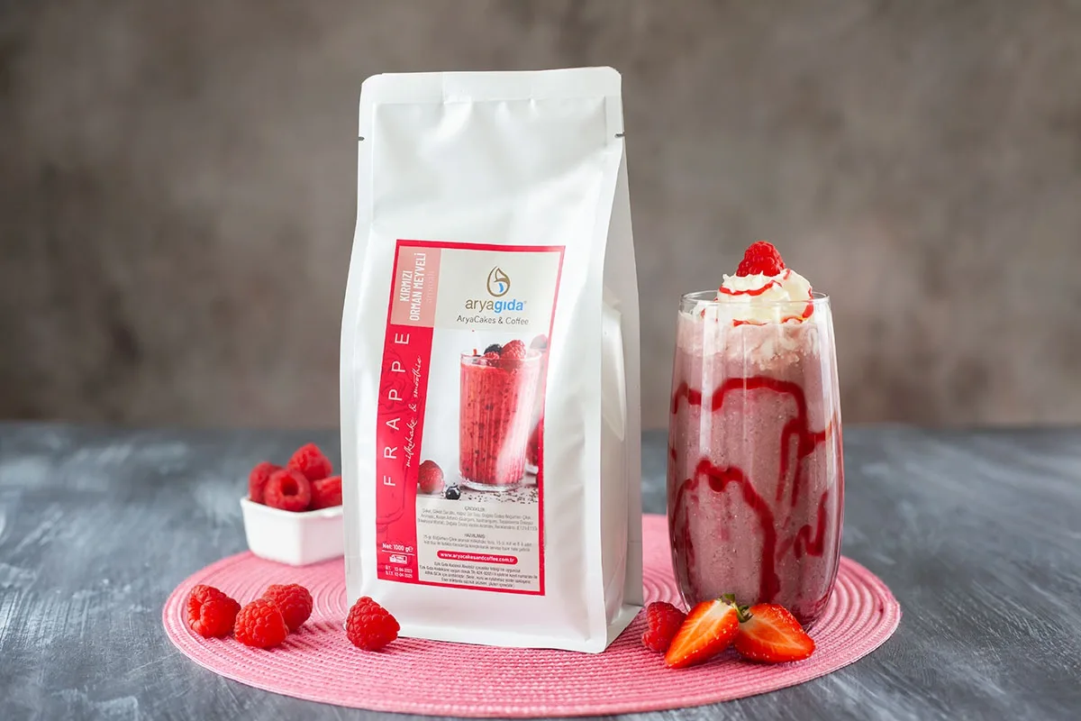 Kırmızı Orman Meyveli Frappe